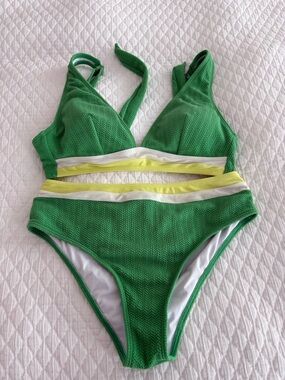 Cupshe Green Bikini with Yellow and White Accents